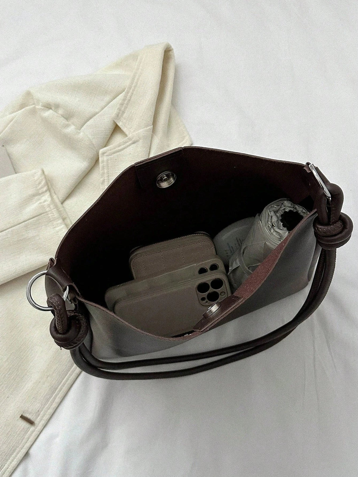 Elvara™ Elegant Totetaske med Foldedetalje