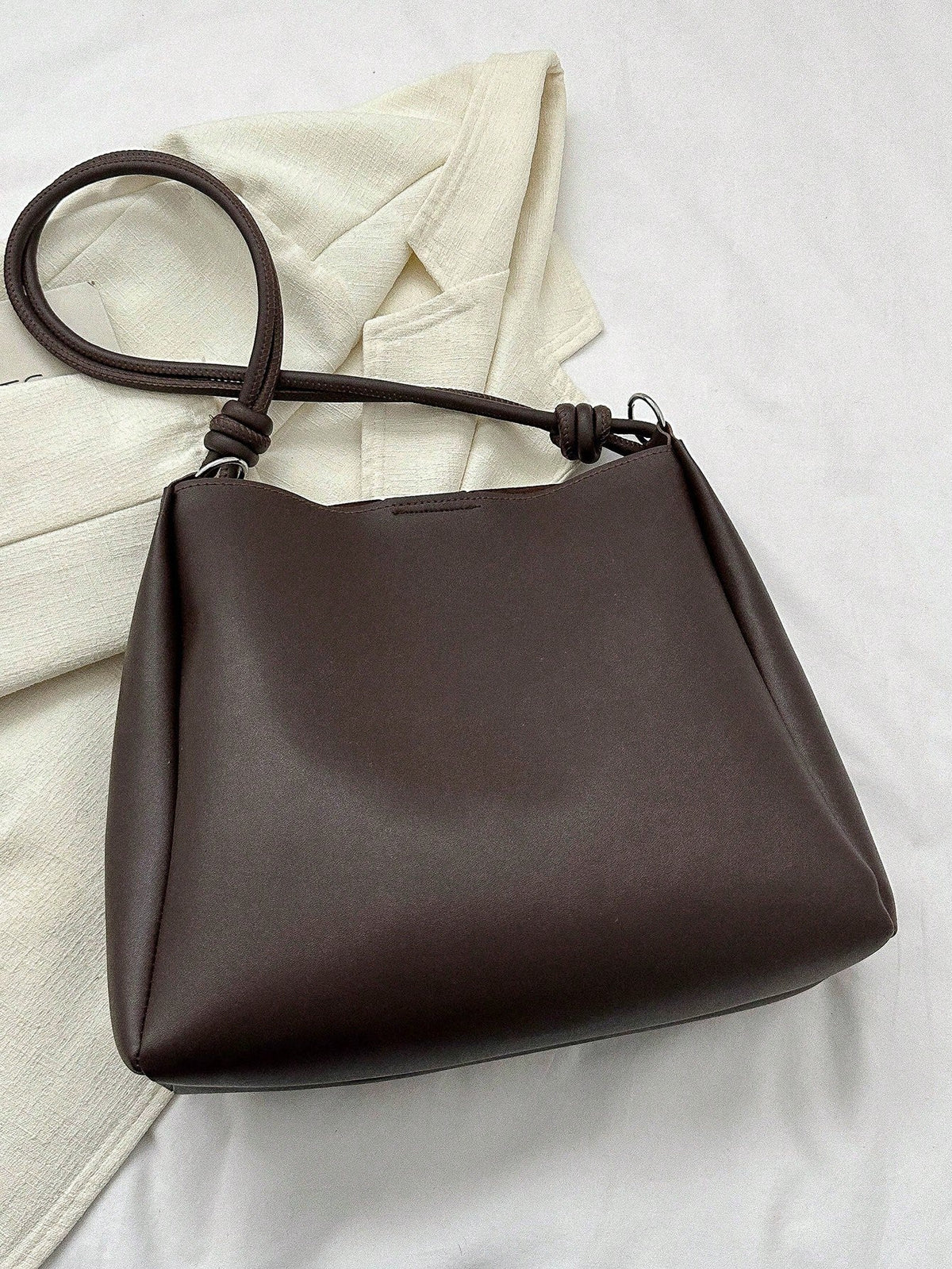Elvara™ Elegant Totetaske med Foldedetalje