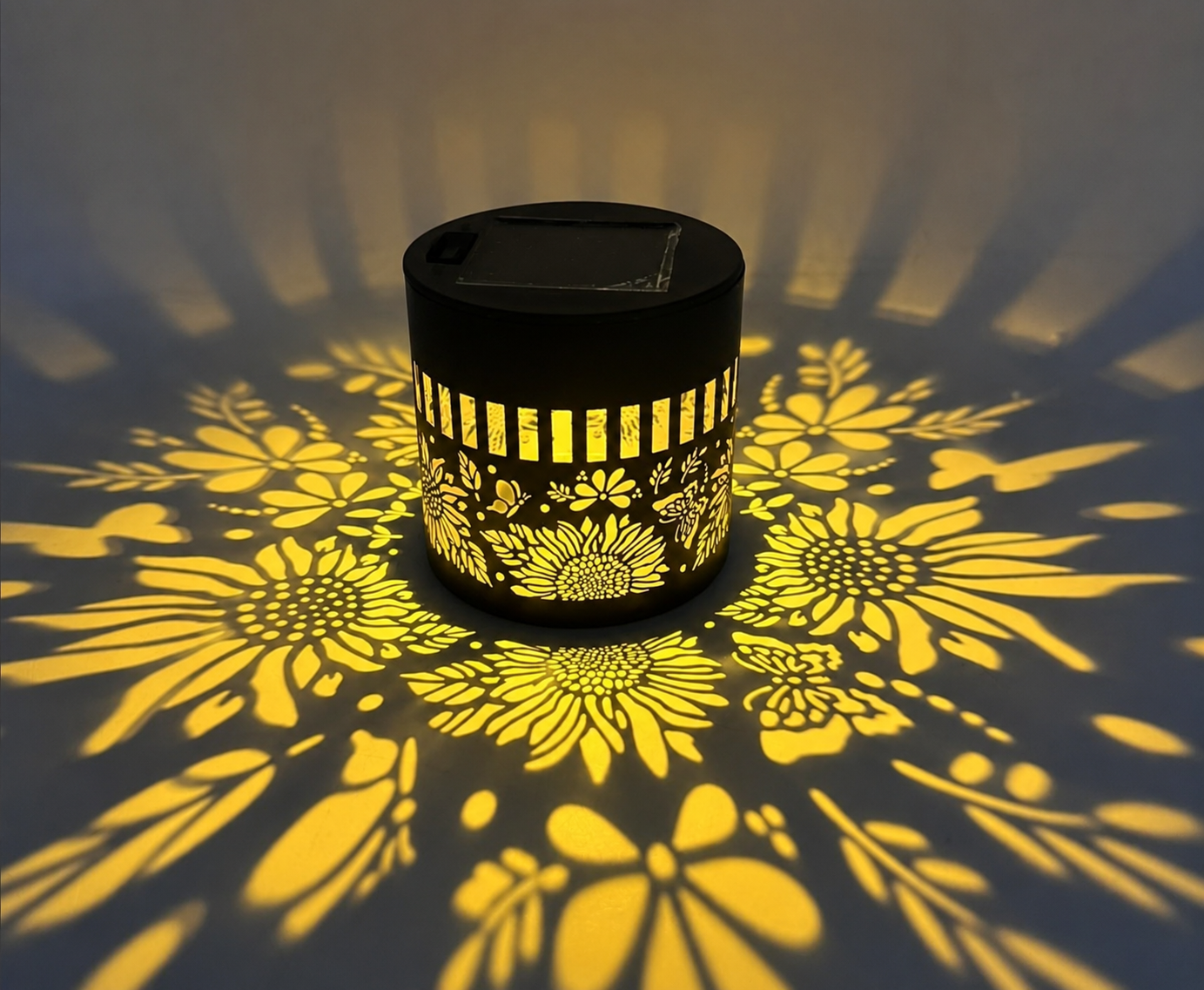 NordGlow™ | Soldrevet Mandala Havelampe