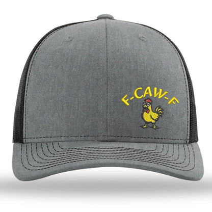 CluckOff™ – Broderet truckerkasket med humor